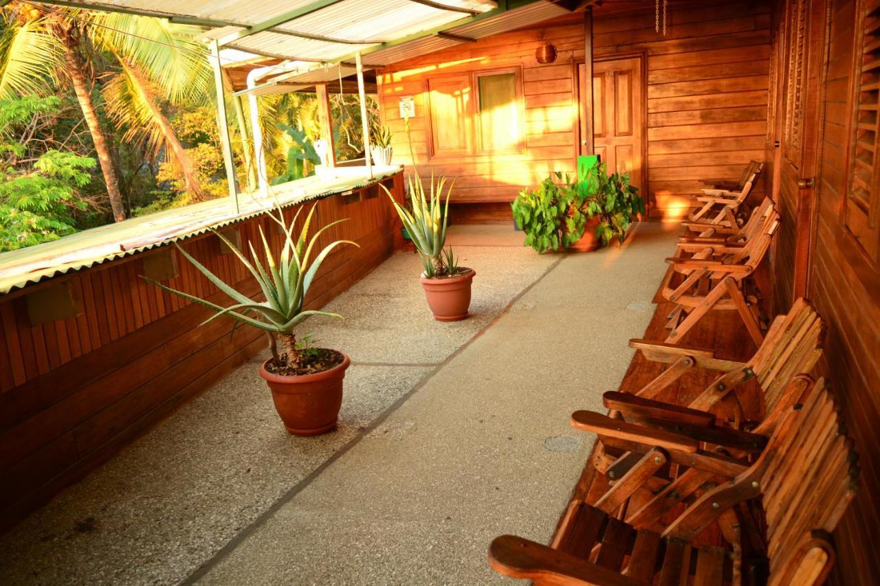 Hotel La Cascada Puntarenas Dış mekan fotoğraf